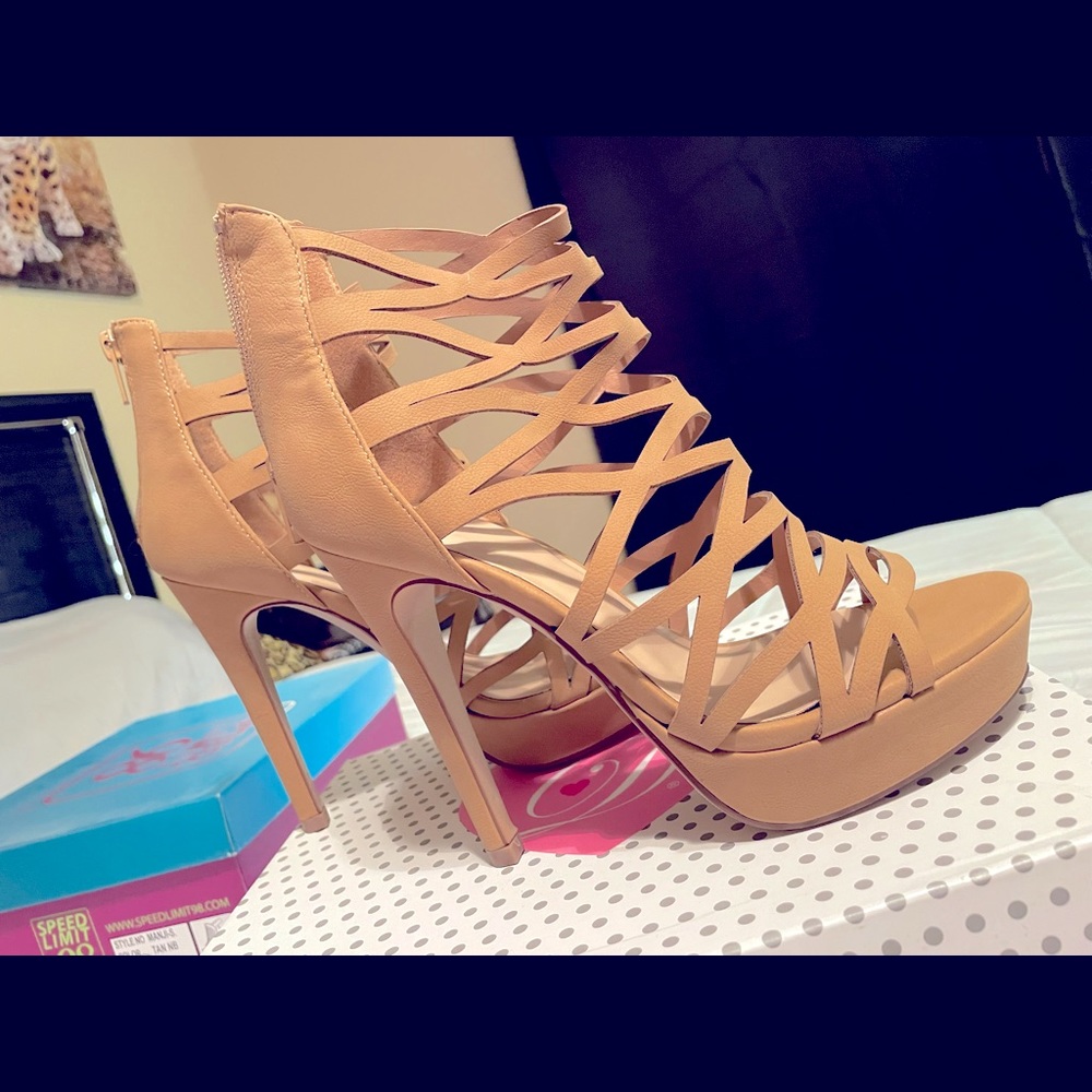 Beige heels
